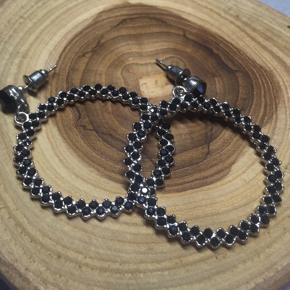 3/$30 💎Sparkly 🍾Black Rhinestone Hoop Earrings